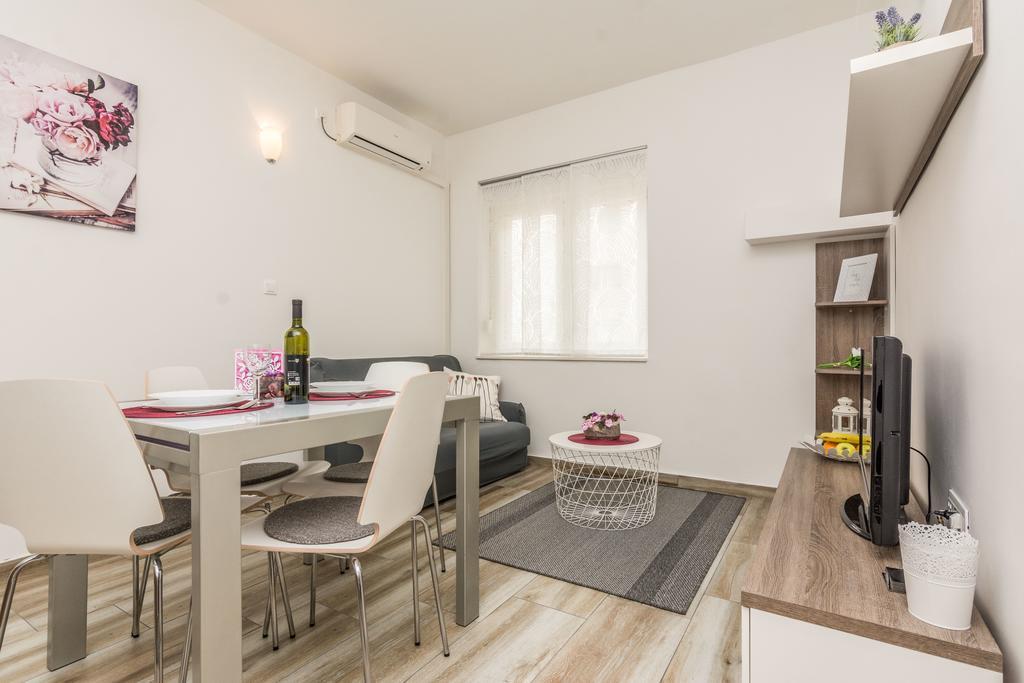 Melita Center Apartment ザダル エクステリア 写真